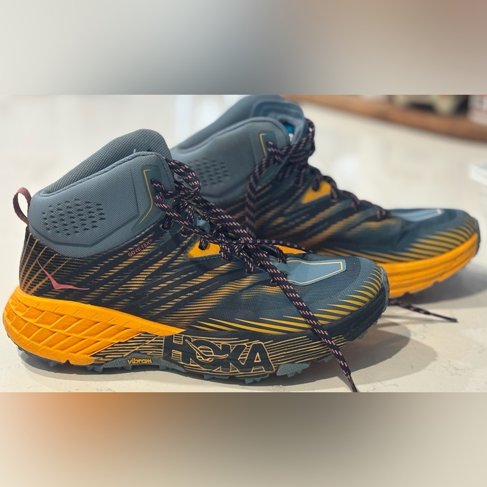 Women’s Hoka Speedgoat Mid GTX 2 Hiking Boots in Teal, Blue, Orange in Size 8
